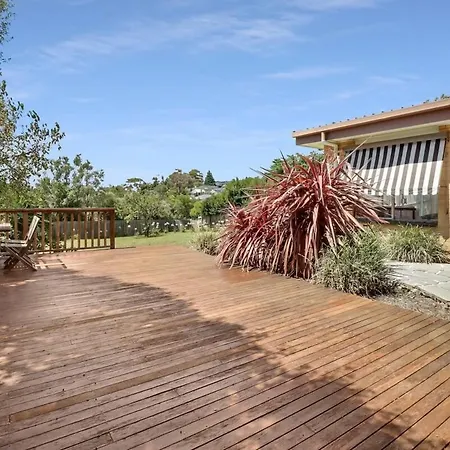 Scenic Serenity Large Family Home In Geelong Exterior photo